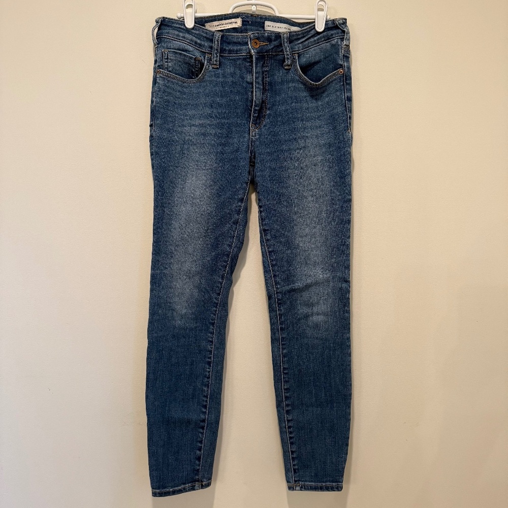 Pilcro High Rise Denim Size 28